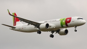 Photo of CS-TJS - Airbus A321-251NX operated by TAP Air Portugal