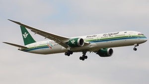 Photo of HZ-AR33 - Boeing 787-10 Dreamliner operated by Saudia