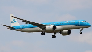 Photo of PH-NXF - Embraer ERJ-195-E2 operated by KLM Cityhopper