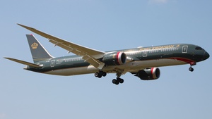 Photo of JY-RBA - Boeing 787-9 Dreamliner operated by Royal Jordanian Airlines