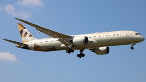 Photo of A6-BLC - Boeing 787-9 Dreamliner operated by Etihad Airways