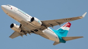 Photo of LX-LBT - Boeing 737-7K2 operated by Luxair