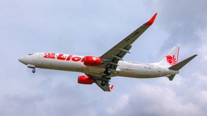 Photo of PK-LHM - Boeing 737-9GP(ER) operated by Lion Air