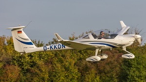 Photo of D-KKDN - Diamond HK36TTC Super Dimona operated by Aero-Club Bad Nauheim