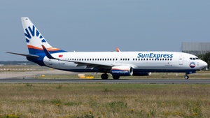 Photo of TC-SON - Boeing 737-86J operated by SunExpress