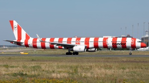 Photo of D-ABOM - Boeing 757-330 operated by Condor