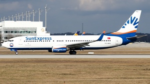 Photo of TC-SPU - Boeing 737-8U3 operated by SunExpress