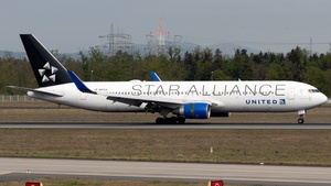 Photo of N653UA - Boeing 767-322(ER) operated by United Airlines