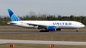 Photo of N77019 - Boeing 777-224(ER) operated by United Airlines