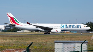 Photo of 4R-ALM - Airbus A330-343 operated by SriLankan Airlines