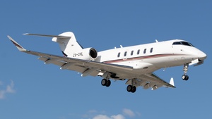Photo of CS-CHL - Bombardier Challenger 350 operated by NetJets Europe