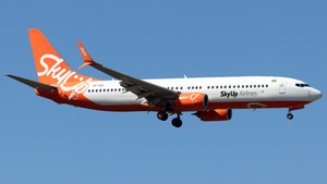 Photo of UR-SQO - Boeing 737-82R operated by SkyUp Airlines