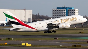 Photo of A6-EOZ - Airbus A380-861 operated by Emirates