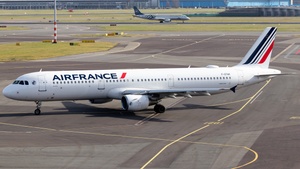 Photo of F-GTAK - Airbus A321-212 operated by Air France