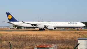 Photo of D-AIHY - Airbus A340-642 operated by Lufthansa