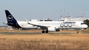 Photo of D-AIEQ - Airbus A321-271NX operated by Lufthansa