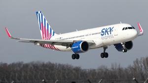 Photo of SX-NIG - Airbus A320-251N operated by Sky Express