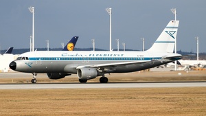 Photo of D-AICH - Airbus A320-212 operated by Condor