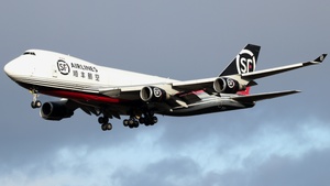 Photo of B-2422 - Boeing 747-4EVF(ER) operated by SF Airlines