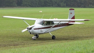 Photo of D-EROQ - Cessna 172 operated by Private
