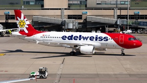 Photo of HB-JJK - Airbus A320-214 operated by Edelweiss Air