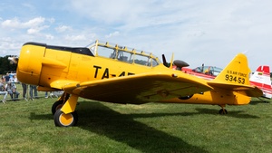 Photo of D-FPAE - North American T-6G Texan operated by Quax-Flieger