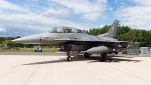 Photo of 89-2178 - General Dynamics F-16DM Fighting Falcon operated by US Air Force