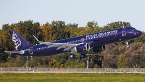 Photo of G-XATW - Airbus A321-253NX operated by Titan Airways
