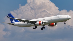 Photo of LN-RKN - Airbus A330-343 operated by SAS Scandinavian Airlines