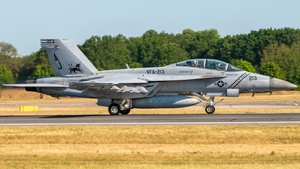 Photo of 168930 - Boeing F/A-18F Super Hornet operated by US Navy
