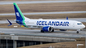 Photo of TF-ICB - Boeing 737 MAX 9 operated by Icelandair