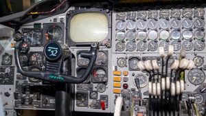 Photo of 56-0665 - Boeing B-52D Stratofortress operated by US Air Force