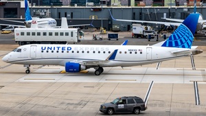 Photo of N88301 - Embraer ERJ-175LR operated by United Express (opb Mesa Airlines)