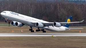 Photo of D-AIHP - Airbus A340-642 operated by Lufthansa