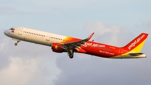 Photo of VN-A532 - Airbus A321-211 operated by VietJet Air