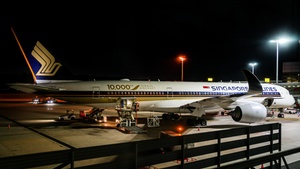 Photo of 9V-SMF - Airbus A350-941 operated by Singapore Airlines