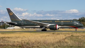 Photo of JY-BAC - Boeing 787-8 Dreamliner operated by Royal Jordanian Airlines