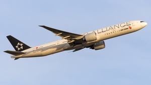 Photo of B-2032 - Boeing 777-39L(ER) operated by Air China