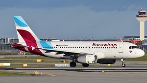 Photo of D-AGWH - Airbus A319-132 operated by Eurowings