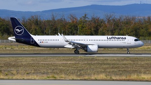 Photo of D-AIOA - Airbus A321-251NX operated by Lufthansa
