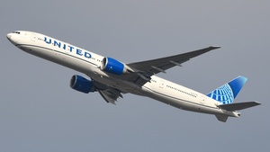 Photo of N2250U - Boeing 777-322(ER) operated by United Airlines