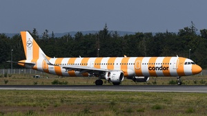 Photo of D-AIAD - Airbus A321-211 operated by Condor