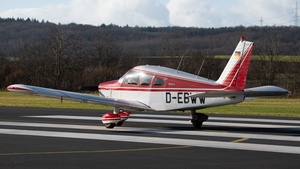 Photo of D-EBWW - Piper PA-28-140 Cherokee D operated by Private