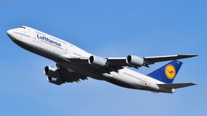 Photo of D-ABYP - Boeing 747-830 operated by Lufthansa