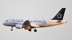 Photo of D-AIBJ - Airbus A319-112 operated by Lufthansa