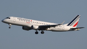 Photo of F-HBLO - Embraer ERJ-190STD operated by Air France HOP