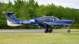 Photo of D-EBHX - Diamond DA50 RG operated by Private