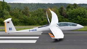 Photo of D-KKRI - Schempp-Hirth Arcus M operated by Private