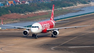 Photo of 9M-AJI - Airbus A320-216 operated by AirAsia