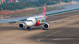 Photo of 9M-RAR - Airbus A320-251N operated by AirAsia